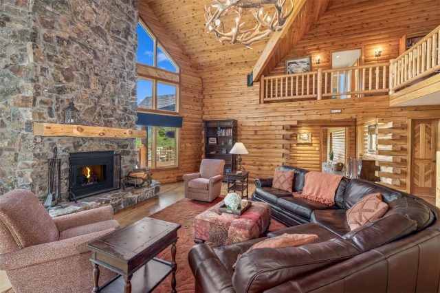 Home in Metes And Bounds - Wldsv, Silverthorne — photo 5 Home in Metes And Bounds - Wldsv, Silverthorne, CO — photo 5 (MLS S1068289)