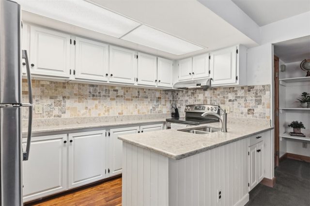 423 Wild Irishman Road 1012 photo 10
