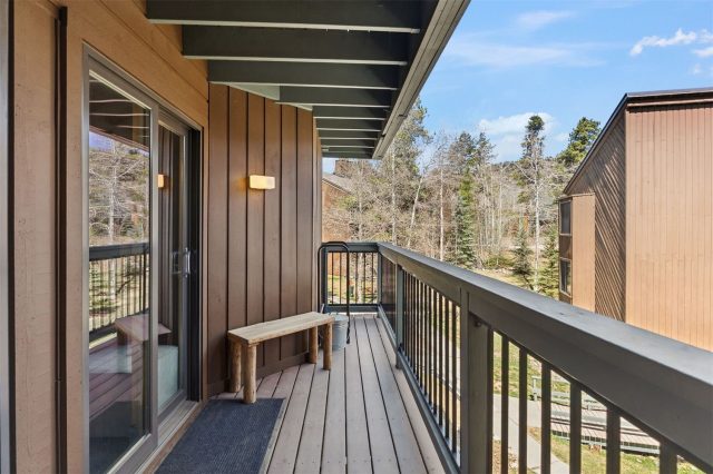 423 Wild Irishman Road 1012 photo 22