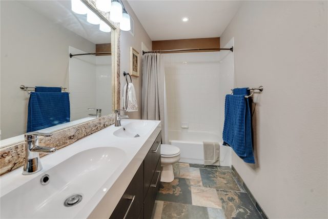 140 Wildernest Court 202 photo 15