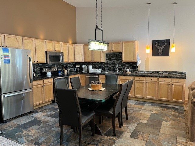 Condo in Prospector Village, Silverthorne, CO — photo 3 (MLS S1068295)