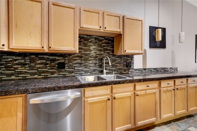 140 Wildernest Court 202 photo 7