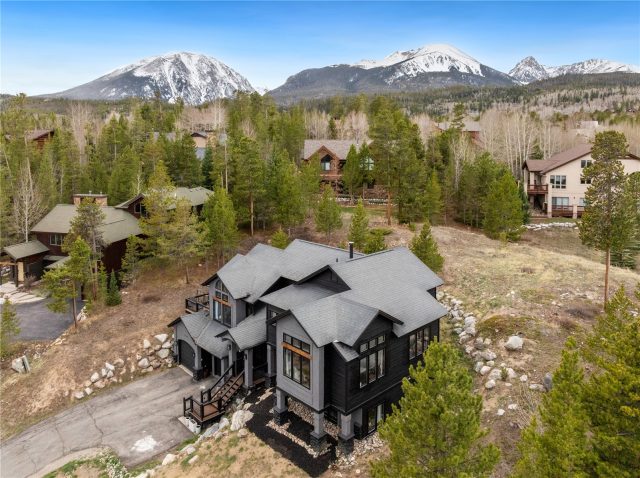 1799 Falcon Drive photo 28