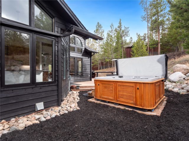 1799 Falcon Drive photo 31