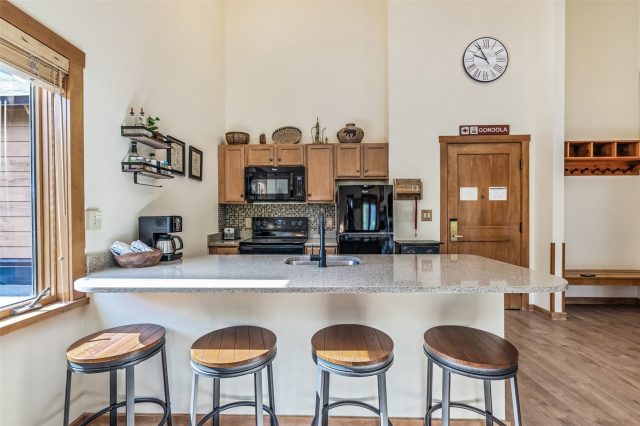 91 River Run Road 8140 photo 10