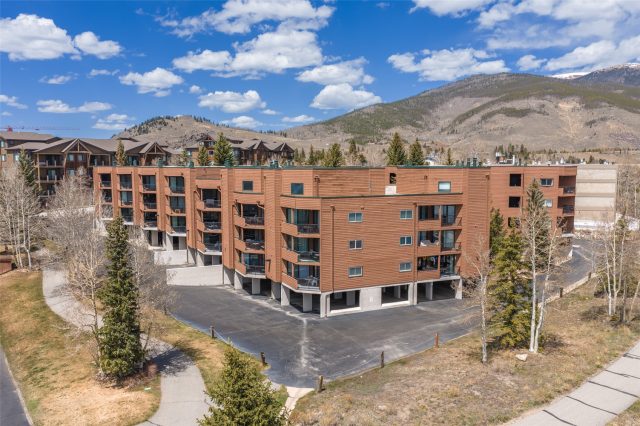 Condo in Marina Place Condo, Dillon — photo 3 Condo in Marina Place Condo, Dillon, CO — photo 3 (MLS S1068307)