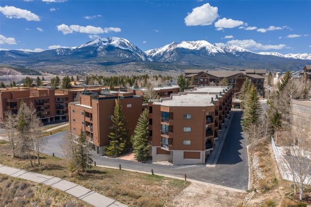 Condo in Marina Place Condo, Dillon — photo 4 Condo in Marina Place Condo, Dillon, CO — photo 4 (MLS S1068307)