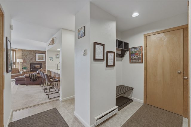 Condo in Marina Place Condo, Dillon — photo 5 Condo in Marina Place Condo, Dillon, CO — photo 5 (MLS S1068307)
