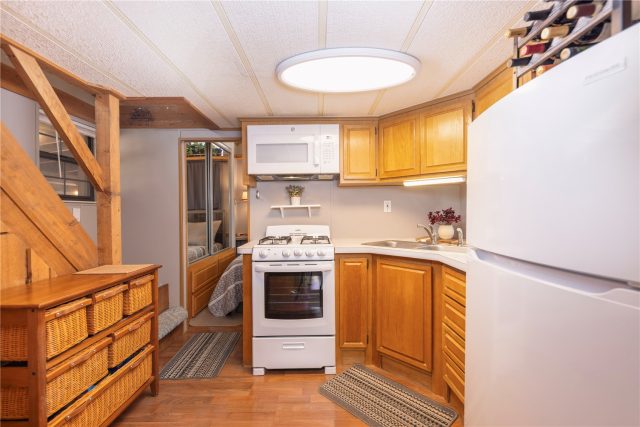 85 Revett Drive 61 photo 10