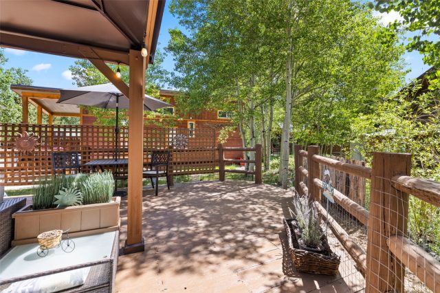 85 Revett Drive 61 photo 5