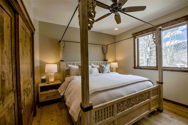 120 Gingerquill Court photo 26