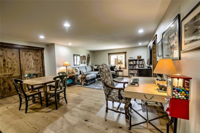 120 Gingerquill Court photo 30