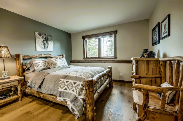 120 Gingerquill Court photo 32