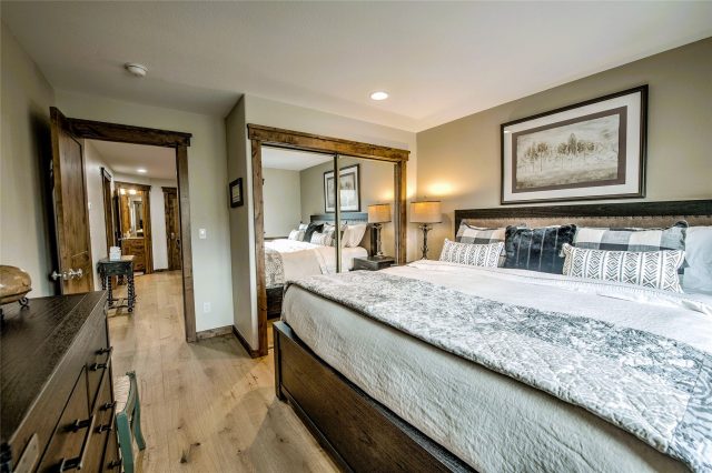120 Gingerquill Court photo 34