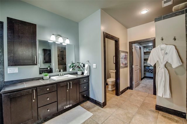 82 Kimmes Lane photo 24