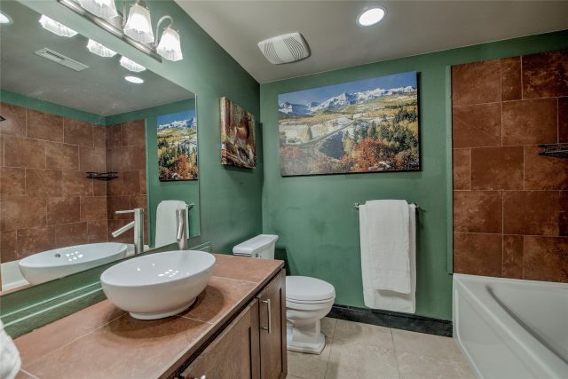 82 Kimmes Lane photo 32