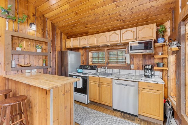 148 Green Mountain Avenue photo 10