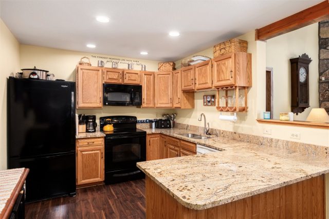 Condo in Buffalo Ridge/village Condo, Silverthorne, CO — photo 4 (MLS S1068324)