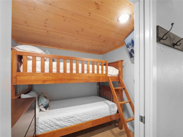 800 Copper Road 309 photo 16