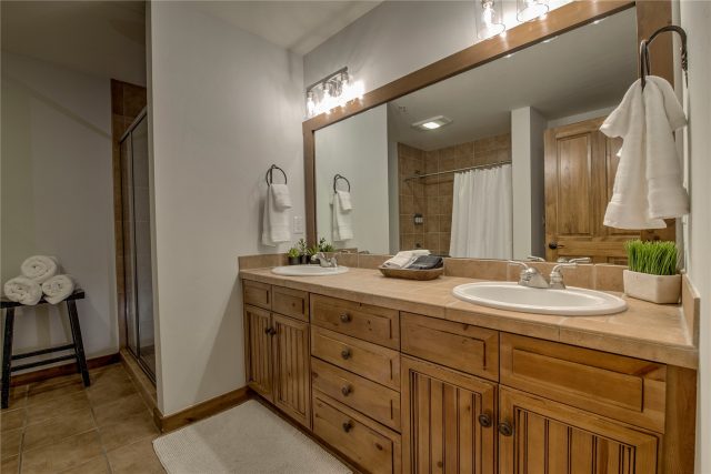 50 Mountain Thunder Drive 1214 photo 10