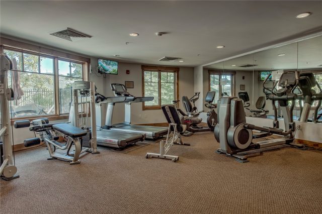 50 Mountain Thunder Drive 1214 photo 23