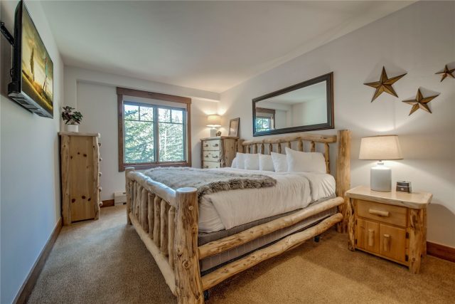 50 Mountain Thunder Drive 1214 photo 8