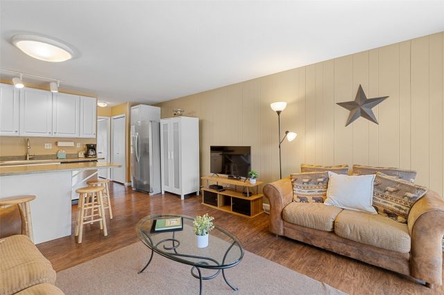 1513 E Keystone Road 2964 photo 11