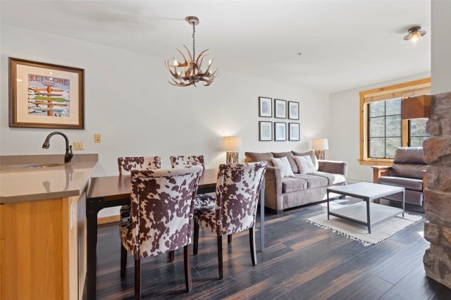 150 Dercum Square 8502 photo 13