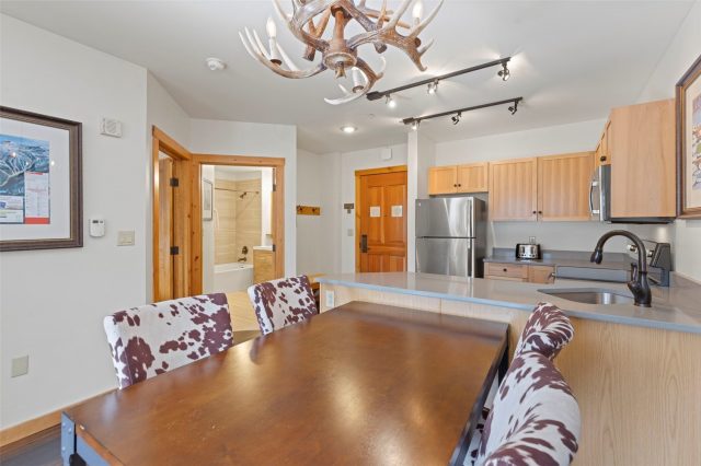 150 Dercum Square 8502 photo 14