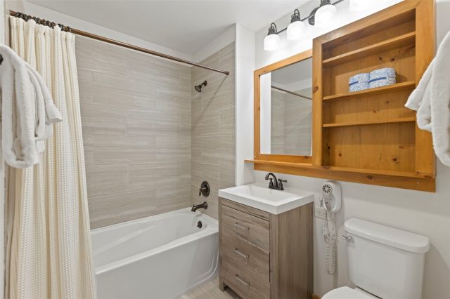 150 Dercum Square 8502 photo 25