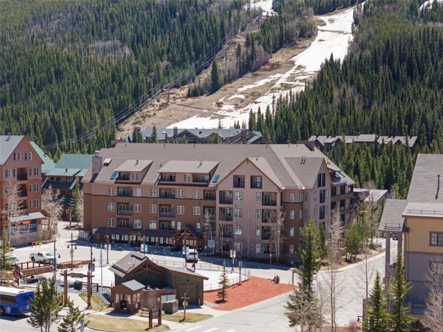 150 Dercum Square 8502 photo 41