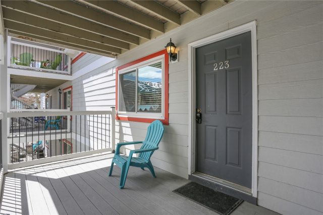 Condo in Tannhauser Condo, Breckenridge — photo 3 Condo in Tannhauser Condo, Breckenridge, CO — photo 3 (MLS S1068342)