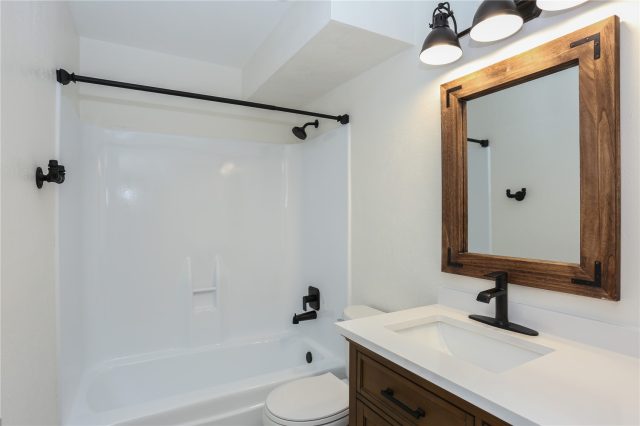 412 S Main Street 2b3 photo 9
