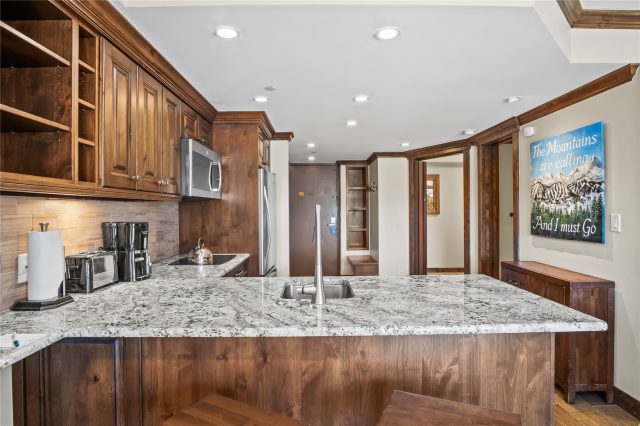 640 Village Road 4625 photo 13