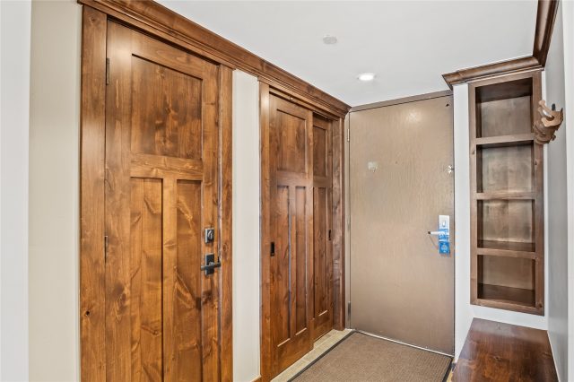 640 Village Road 4625 photo 19