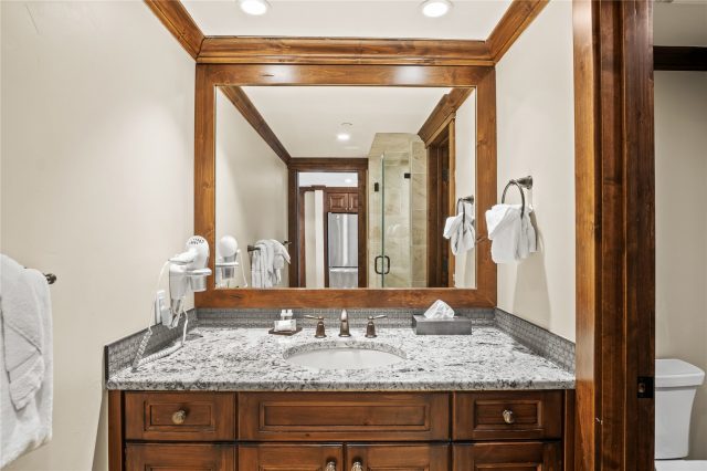 640 Village Road 4625 photo 24