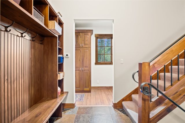 229 Highlands Drive photo 28