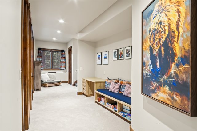 229 Highlands Drive photo 40