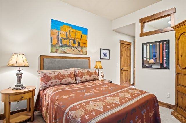 229 Highlands Drive photo 45