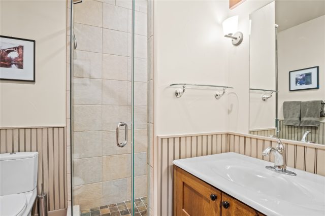 229 Highlands Drive photo 46