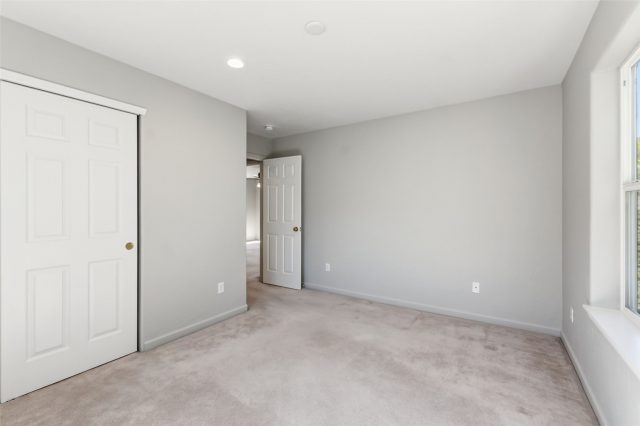 87 Audrey Circle photo 16
