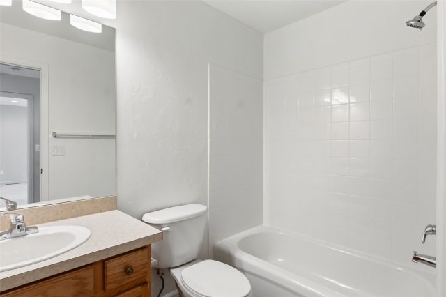 87 Audrey Circle photo 17