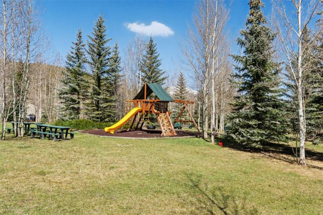 87 Audrey Circle photo 29
