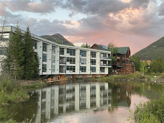 Condo in River Bank Lodge Condo, Dillon — photo 1 Condo in River Bank Lodge Condo, Dillon, CO — photo 1 (MLS S1068365)