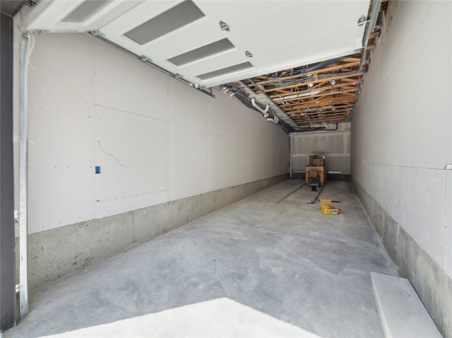 740 Blue River Parkway E11 photo 31