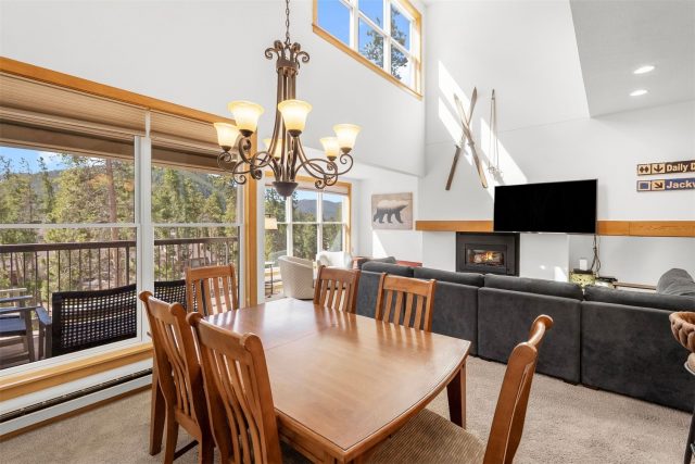240 Tennis Club Road 1665 photo 11