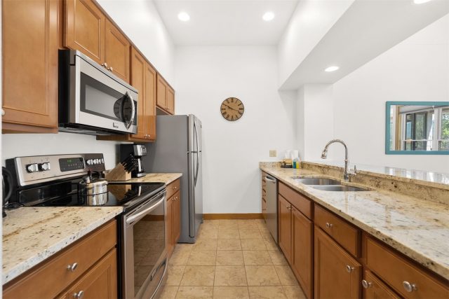 240 Tennis Club Road 1665 photo 12