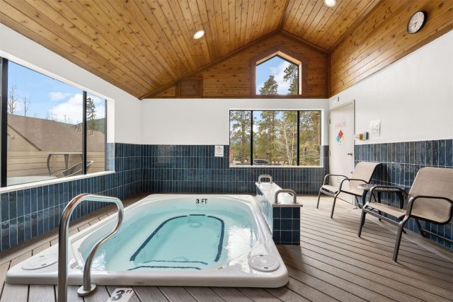 240 Tennis Club Road 1665 photo 26