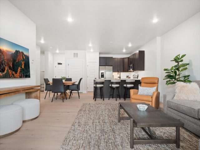 Condo in Brightwood At Keystone Sub, Keystone, CO — photo 3 (MLS S1068396)