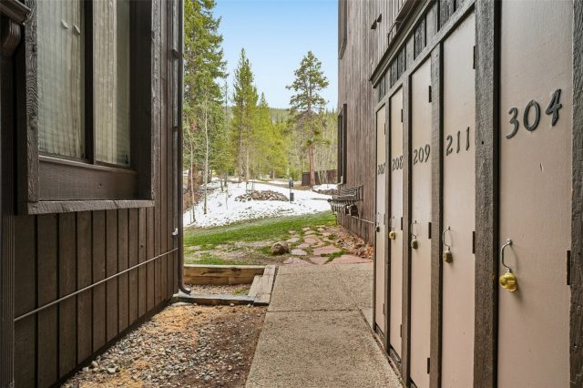 78 Guller Road 211 photo 36